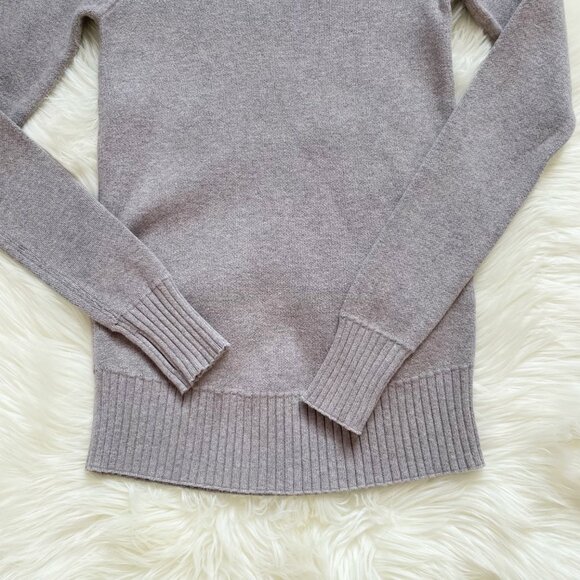 Lululemon Heathered Frosted Mulberry Silver Lilac Still Lotus Reversible Sweater - Picture 4 of 6